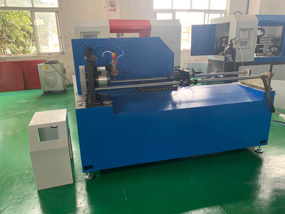 Manual laser pipe cutting machine