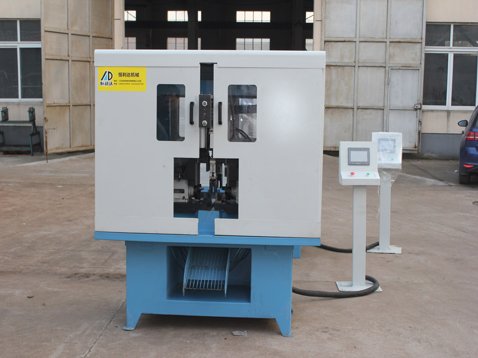 Chamfering machine